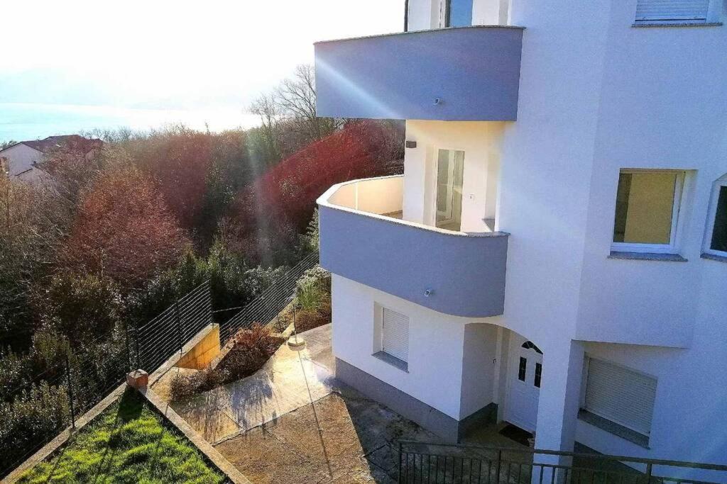 Apartment The View Costabella No.2 Rijeka Exterior foto
